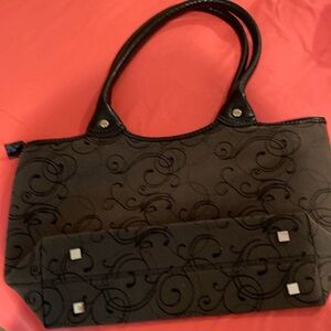 Never used Thirty One purse.